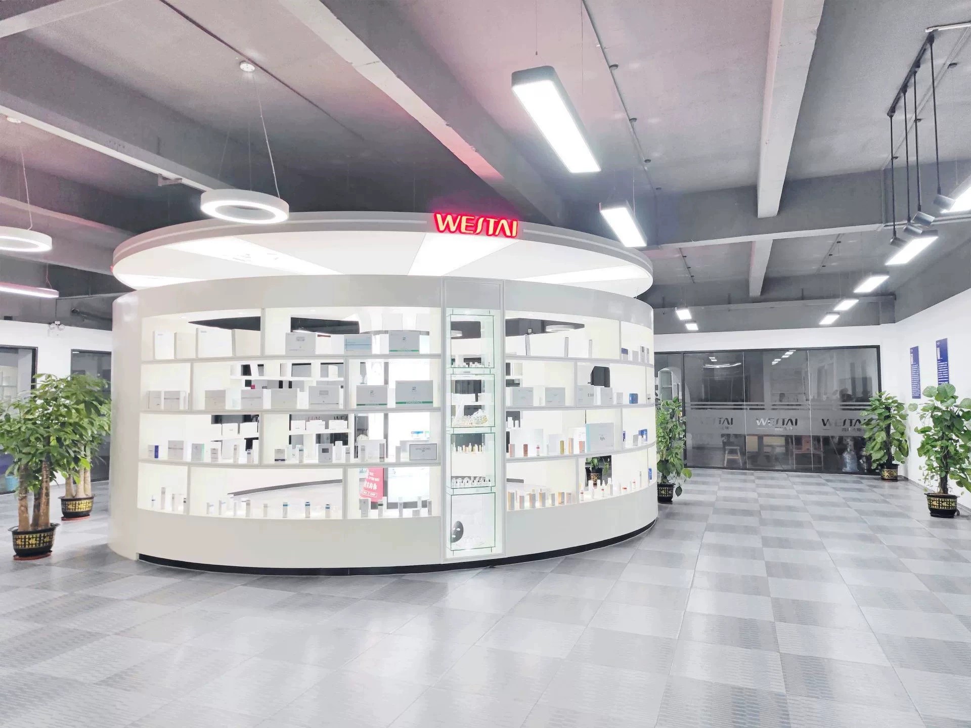 为什么功效护肤品牌选择专业代工？配方、产能、合规一篇说透